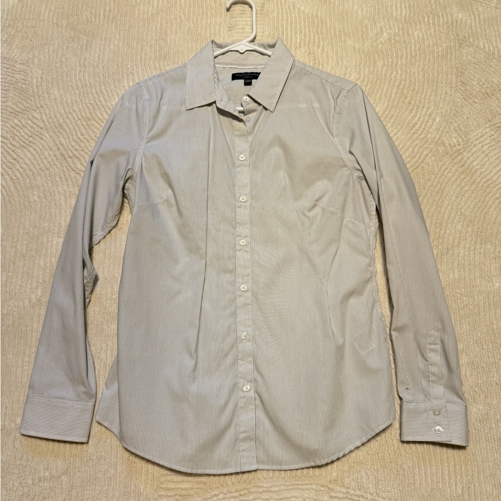Banana Republic Gray Blouse Classic Design